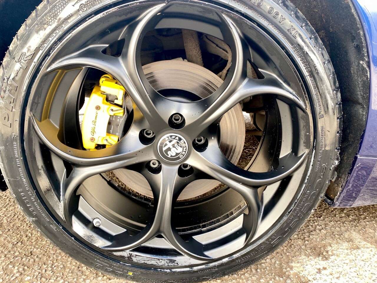 null ALFA ROMEO GIULIA null ALFA ROMEO GIULIA