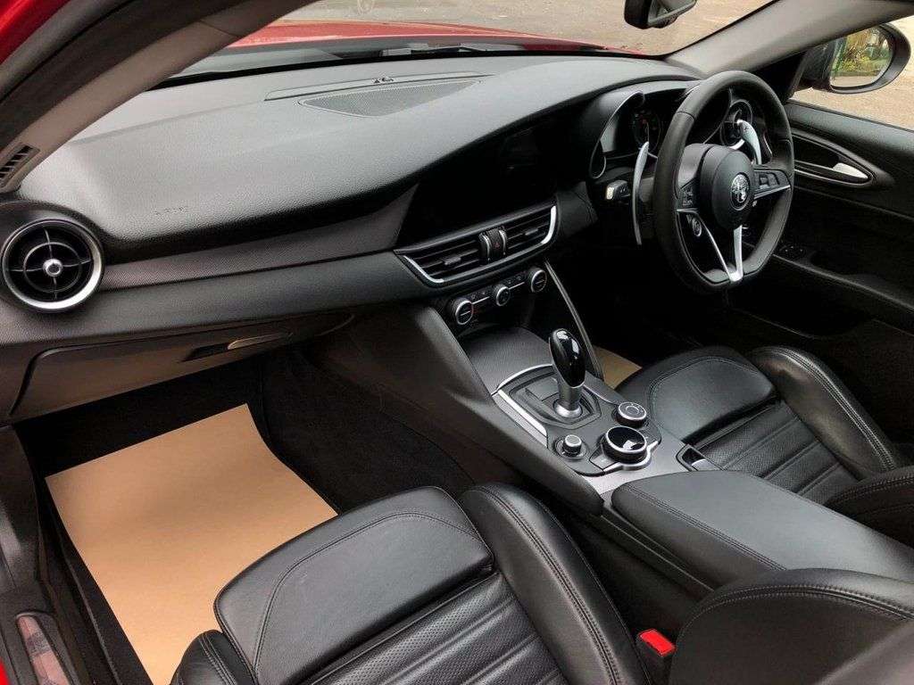 2018 ALFA ROMEO GIULIA 2018 ALFA ROMEO GIULIA