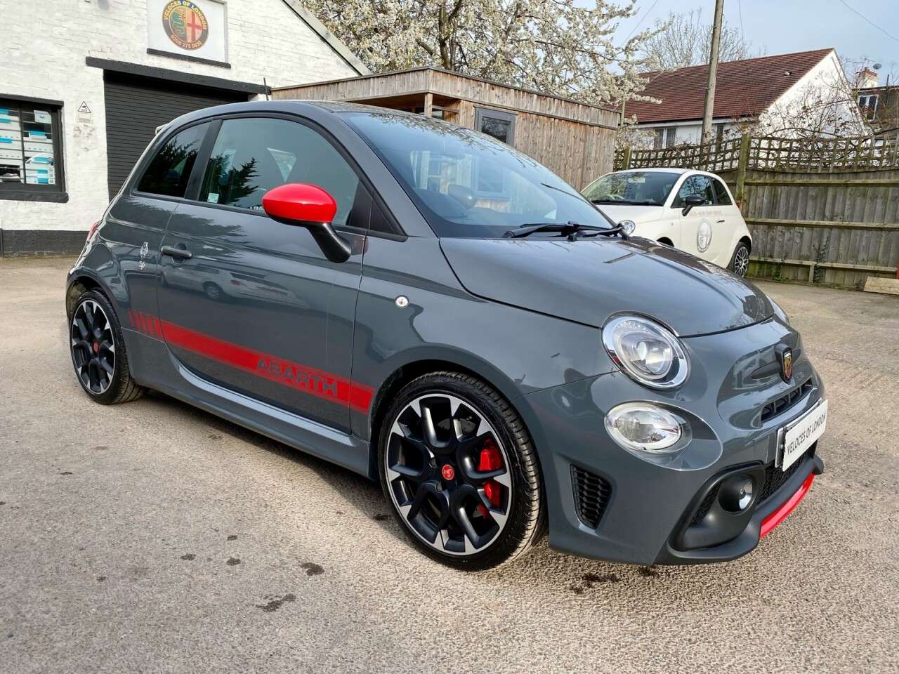 2019 ABARTH 595 2019 ABARTH 595