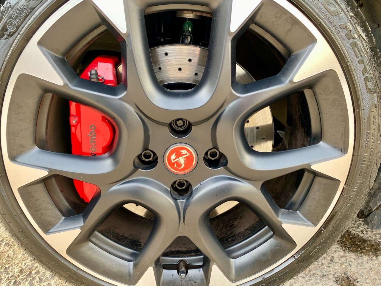 2019 ABARTH 595 2019 ABARTH 595