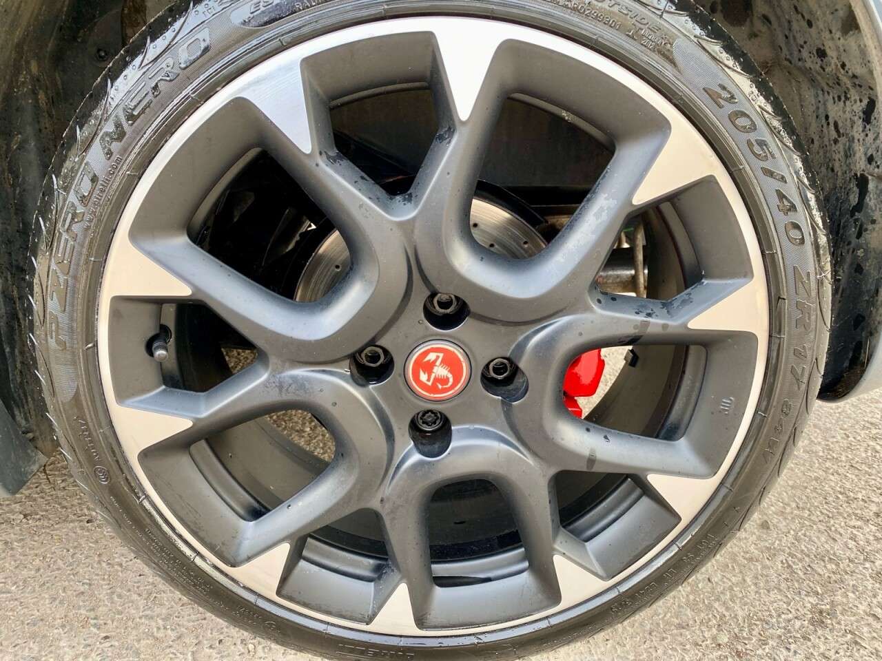 2019 ABARTH 595 2019 ABARTH 595