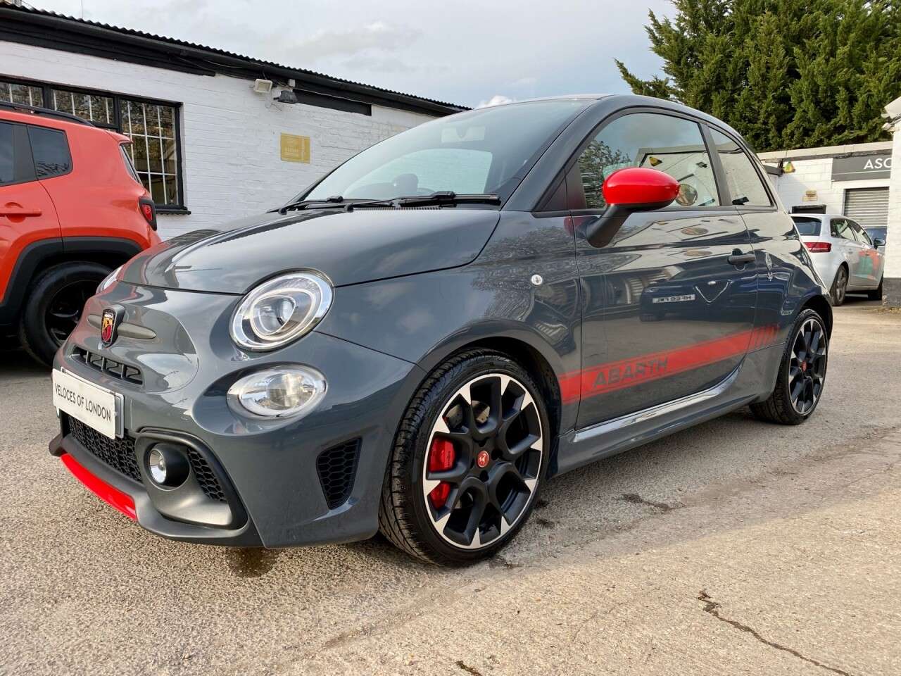2019 ABARTH 595 2019 ABARTH 595