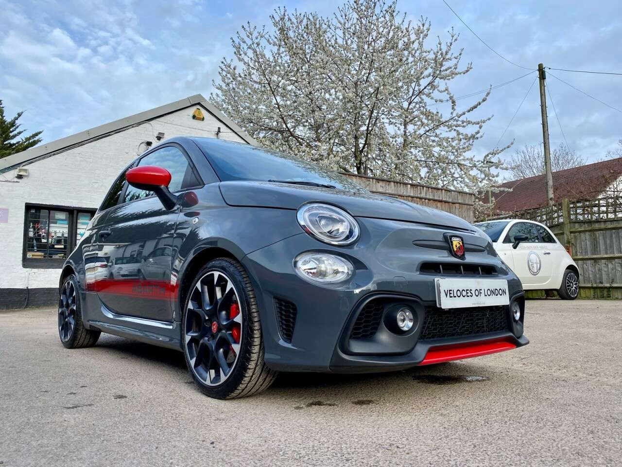2019 ABARTH 595 2019 ABARTH 595