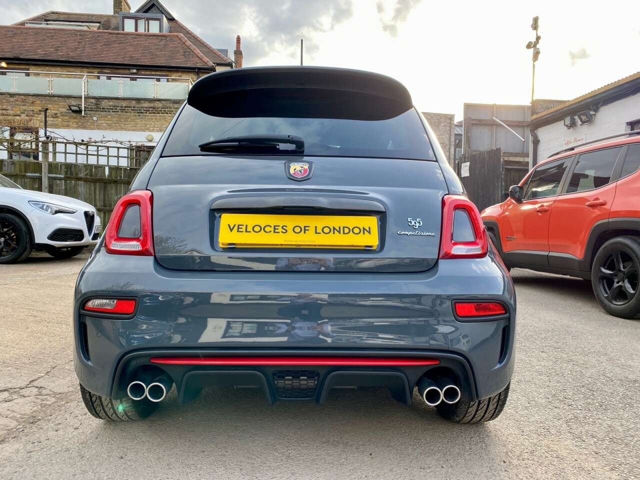 2019 ABARTH 595 2019 ABARTH 595