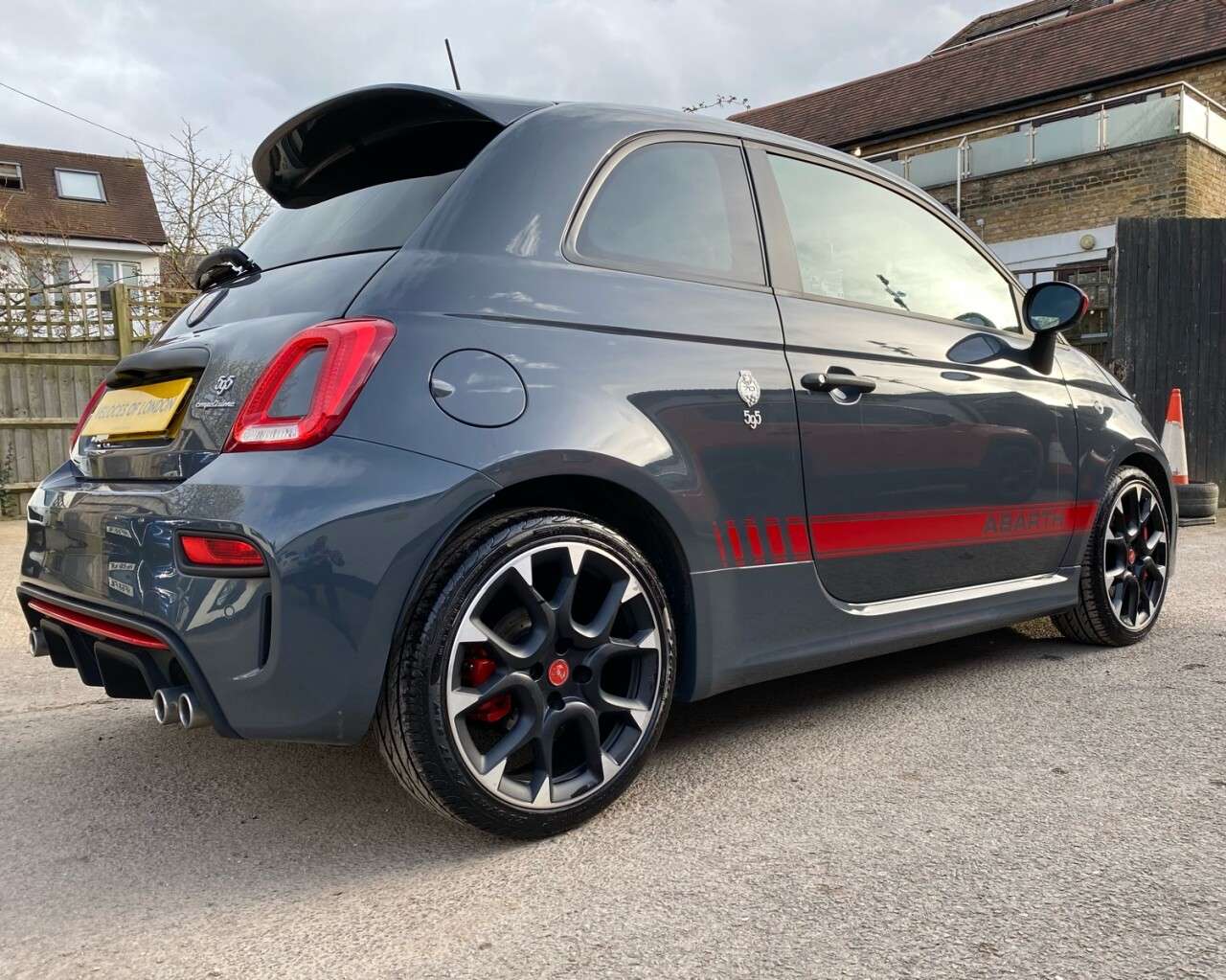 2019 ABARTH 595 2019 ABARTH 595