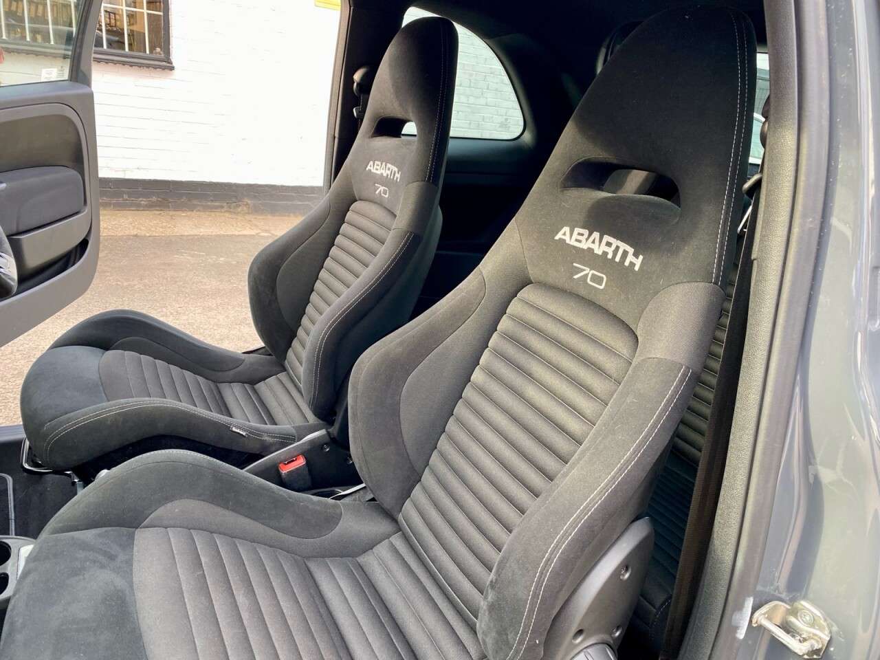 2019 ABARTH 595 2019 ABARTH 595