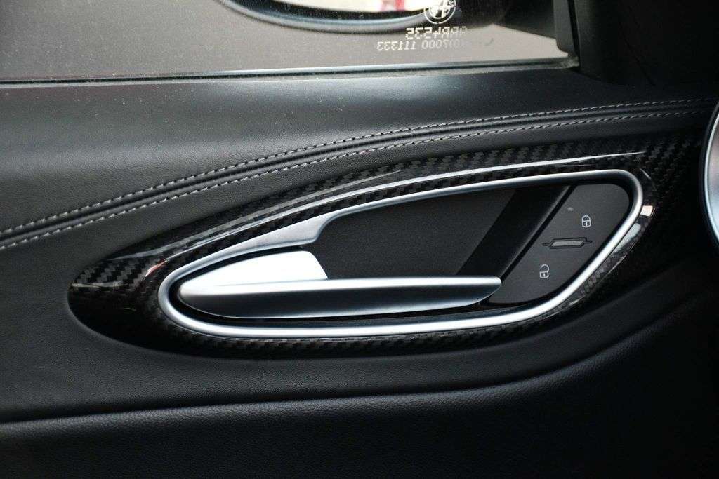 null ALFA ROMEO GIULIA null ALFA ROMEO GIULIA