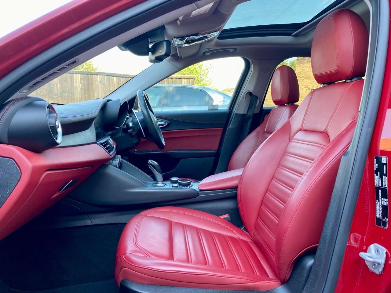 2017 ALFA ROMEO GIULIA 2017 ALFA ROMEO GIULIA