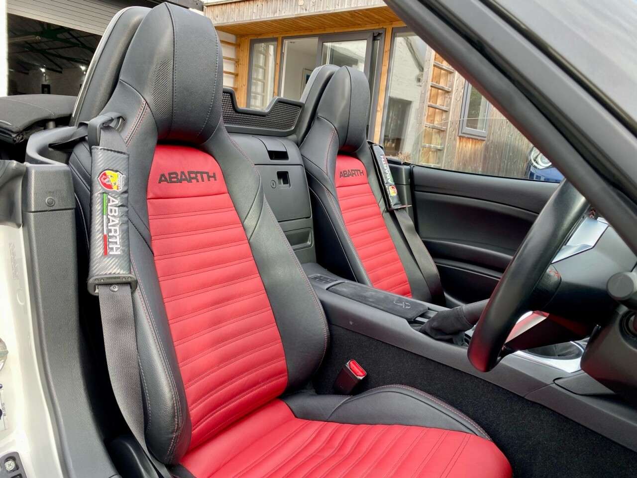 2017 ABARTH 124 2017 ABARTH 124