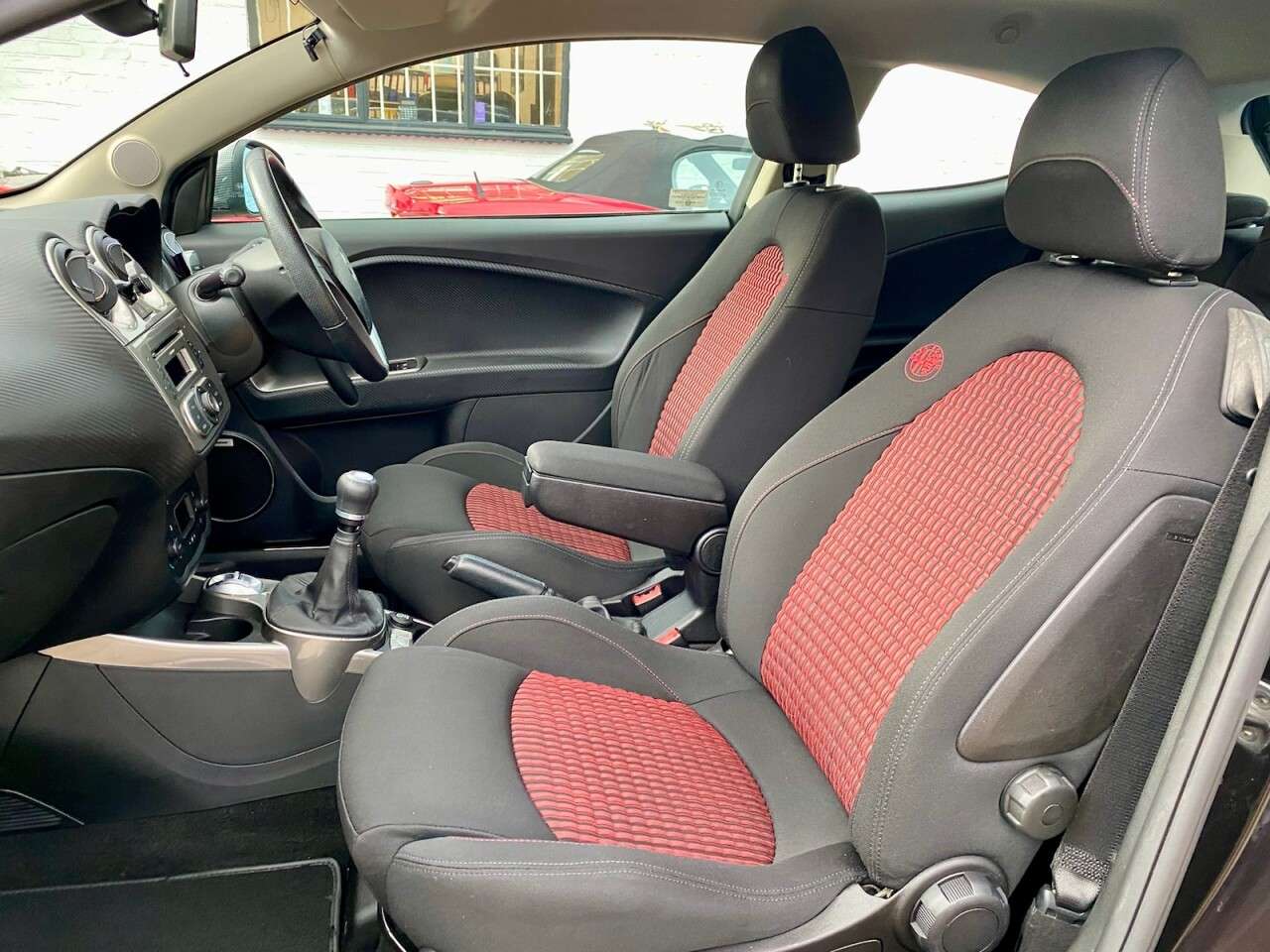 A 2009 ALFA ROMEO MITO 1.4L VELOCE T 3d 180 BHP BOSE SOUND SYSTEM A 2009 ALFA ROMEO MITO 1.4L VELOCE T 3d 180 BHP BOSE SOUND SYSTEM