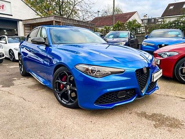 A 2020 ALFA ROMEO GIULIA 2.0 TB VELOCE TI 4d 277 BHP ..APPLE CARPLAY / ANDROID AUTO.. A 2020 ALFA ROMEO GIULIA 2.0 TB VELOCE TI 4d 277 BHP ..APPLE CARPLAY / ANDROID AUTO..