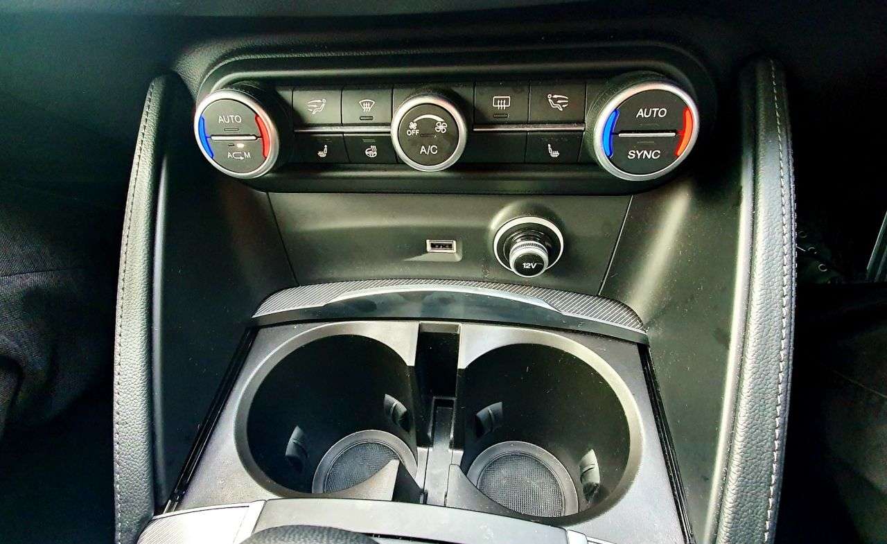 2019 ALFA ROMEO STELVIO 2019 ALFA ROMEO STELVIO