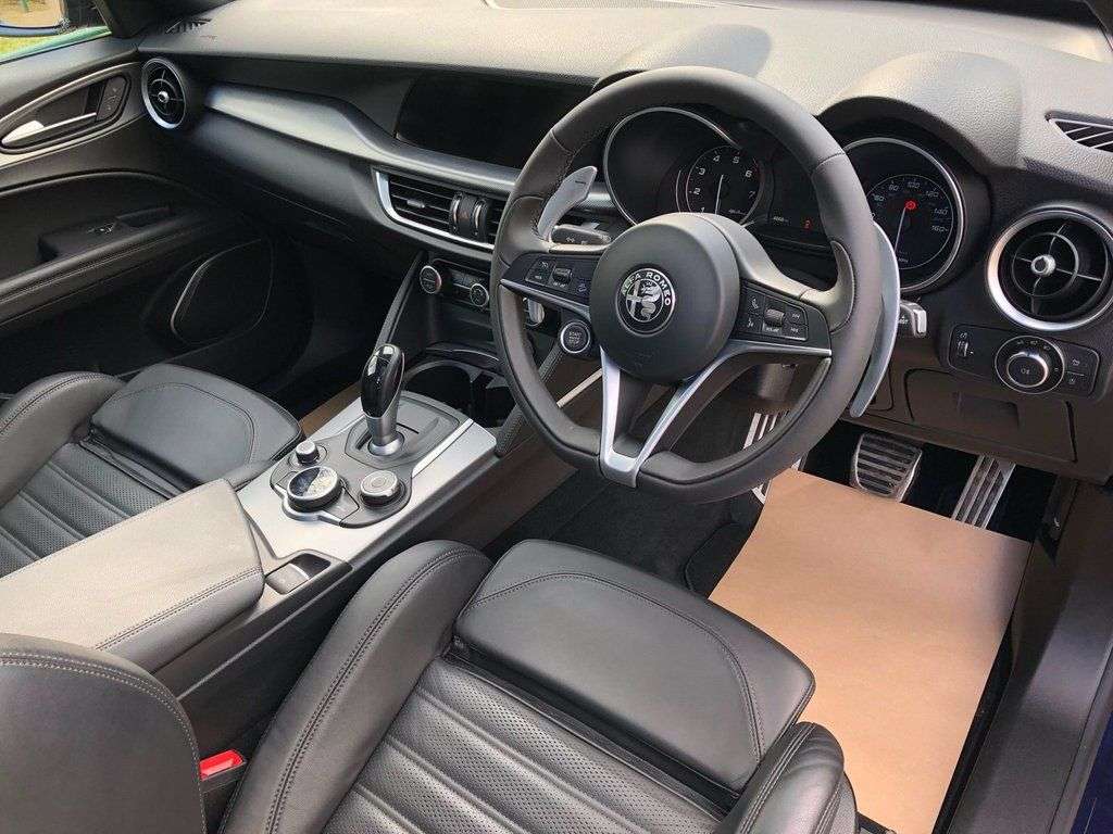 A 2019 ALFA ROMEO STELVIO 2.0 TB MILANO EDIZIONE 5d 277 BHP ..APPLE CARPLAY / ANDROID AUTO.. A 2019 ALFA ROMEO STELVIO 2.0 TB MILANO EDIZIONE 5d 277 BHP ..APPLE CARPLAY / ANDROID AUTO..