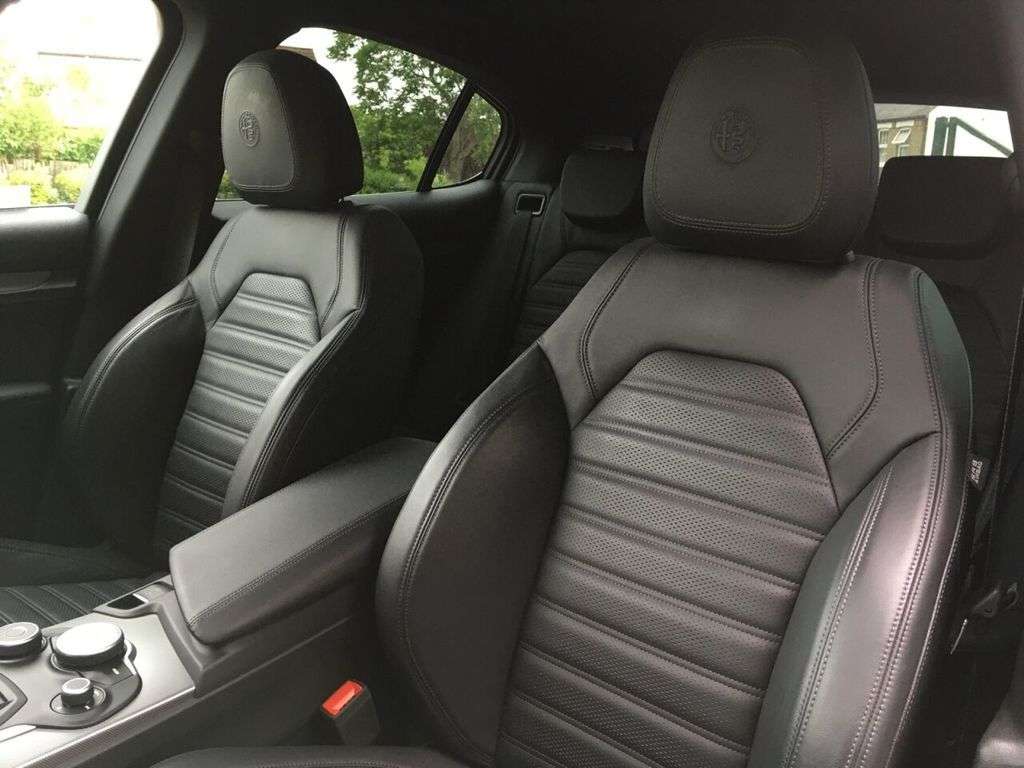 2019 ALFA ROMEO STELVIO 2019 ALFA ROMEO STELVIO