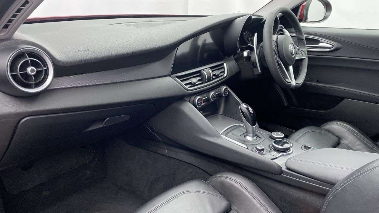 2019 ALFA ROMEO GIULIA 2019 ALFA ROMEO GIULIA