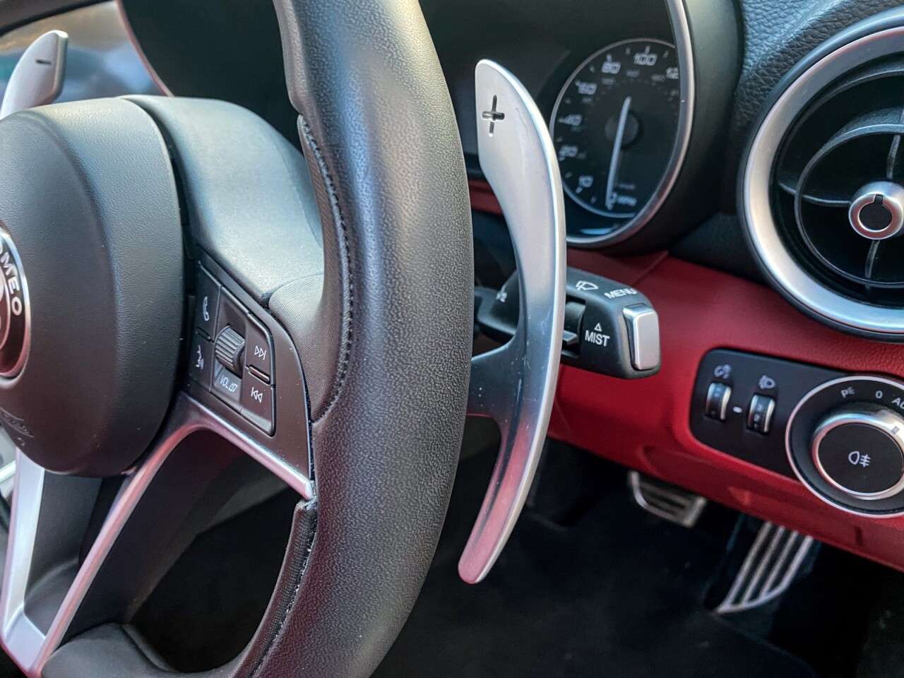 2018 ALFA ROMEO GIULIA 2018 ALFA ROMEO GIULIA