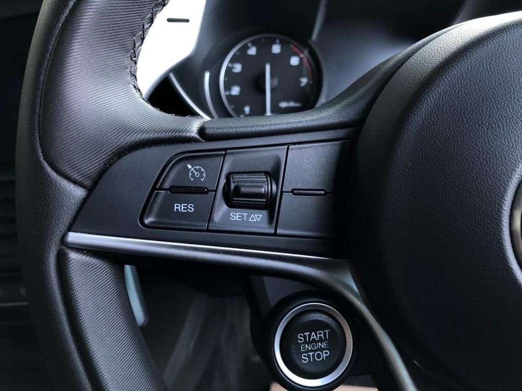 2018 ALFA ROMEO GIULIA 2018 ALFA ROMEO GIULIA