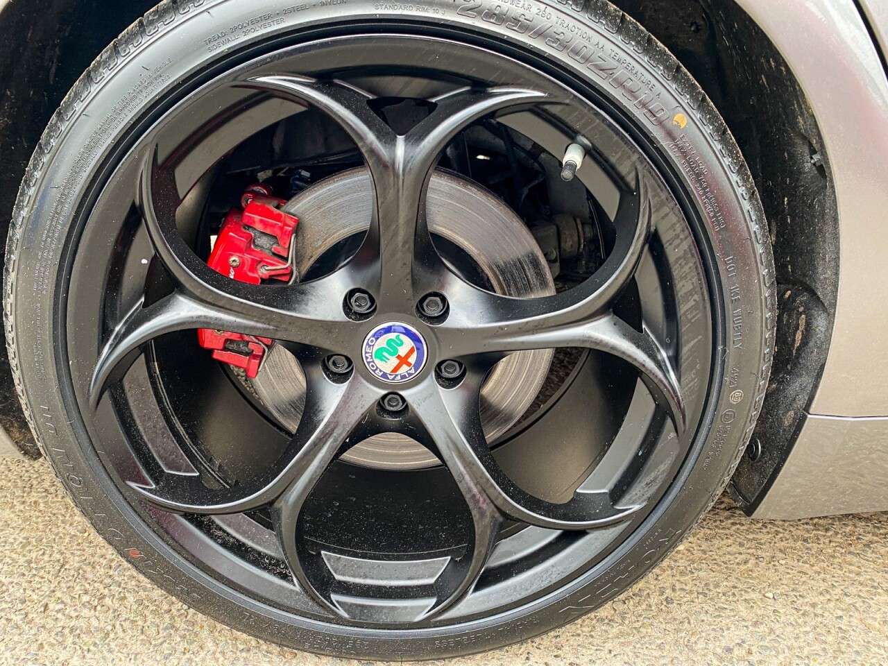 null ALFA ROMEO GIULIA null ALFA ROMEO GIULIA