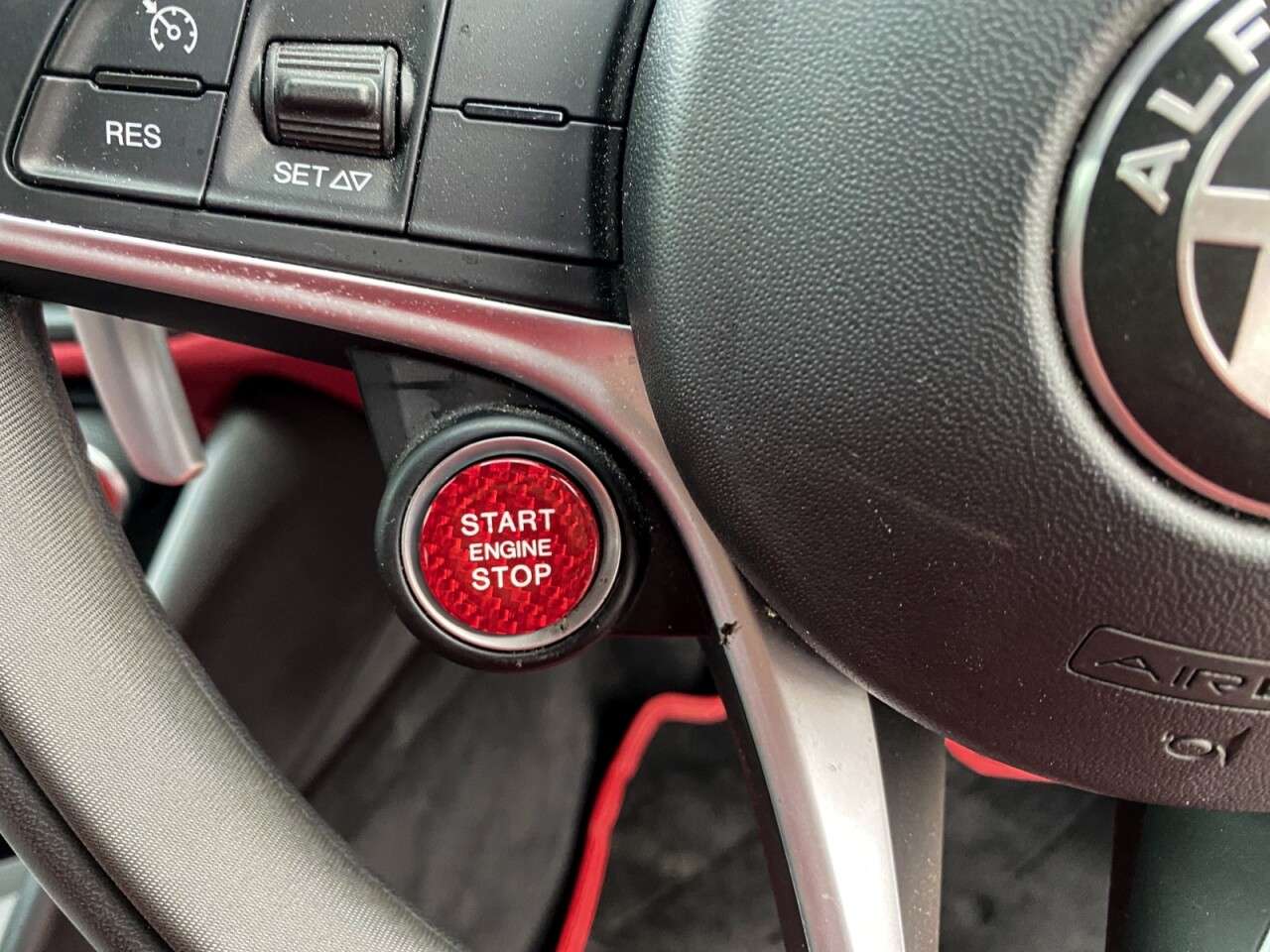 null ALFA ROMEO GIULIA null ALFA ROMEO GIULIA