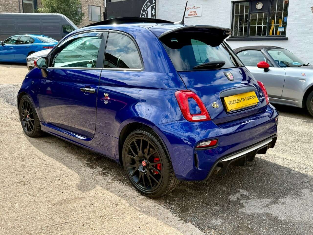 2017 ABARTH 595 HATCHBACK 2017 ABARTH 595 HATCHBACK