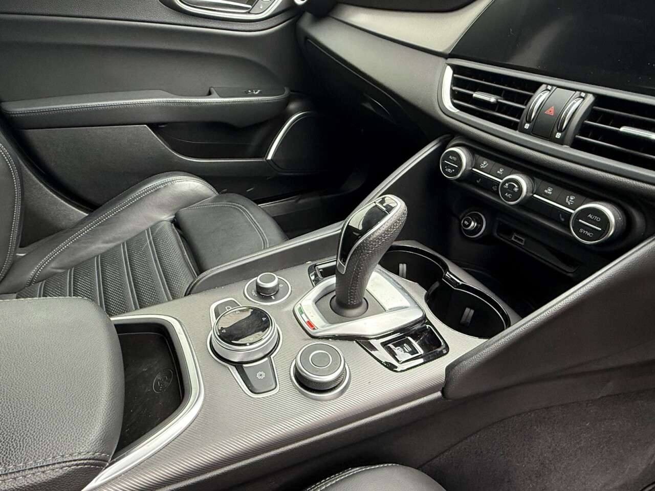 2022 ALFA ROMEO GIULIA 2022 ALFA ROMEO GIULIA