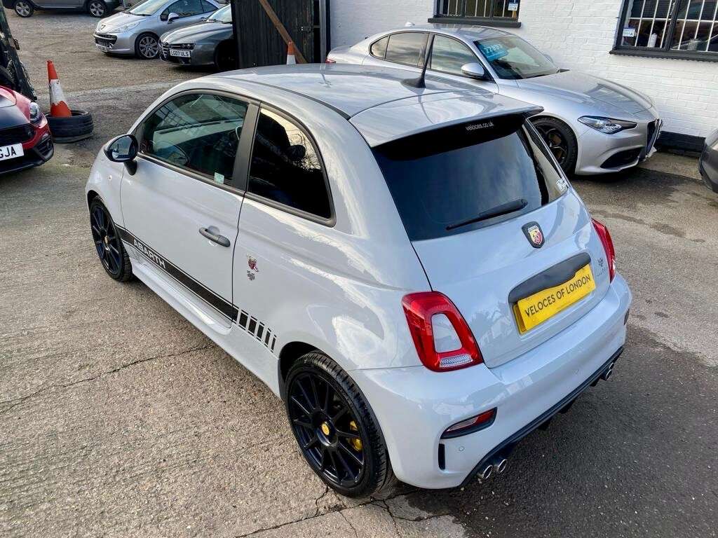 2018 ABARTH 595 2018 ABARTH 595