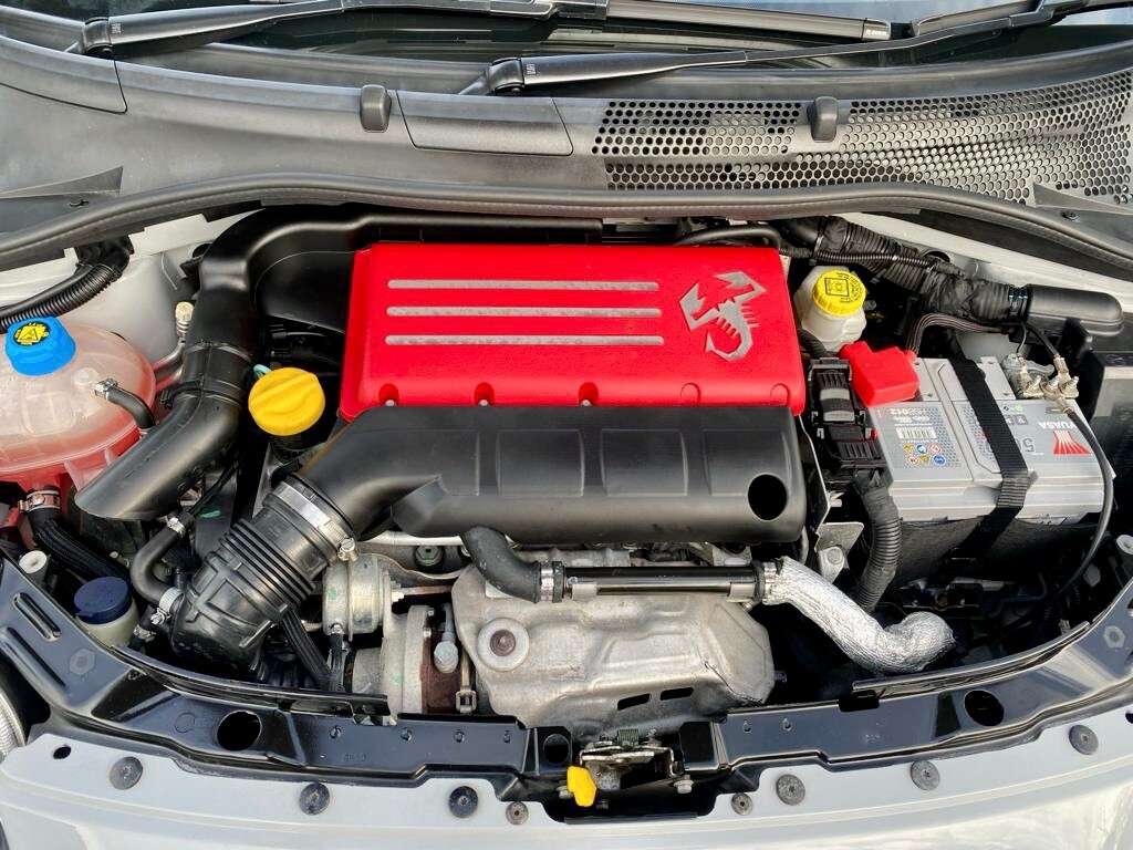 2018 ABARTH 595 2018 ABARTH 595