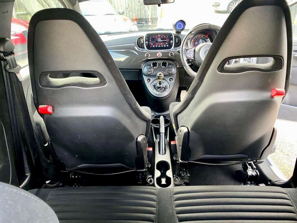 2018 ABARTH 595 2018 ABARTH 595