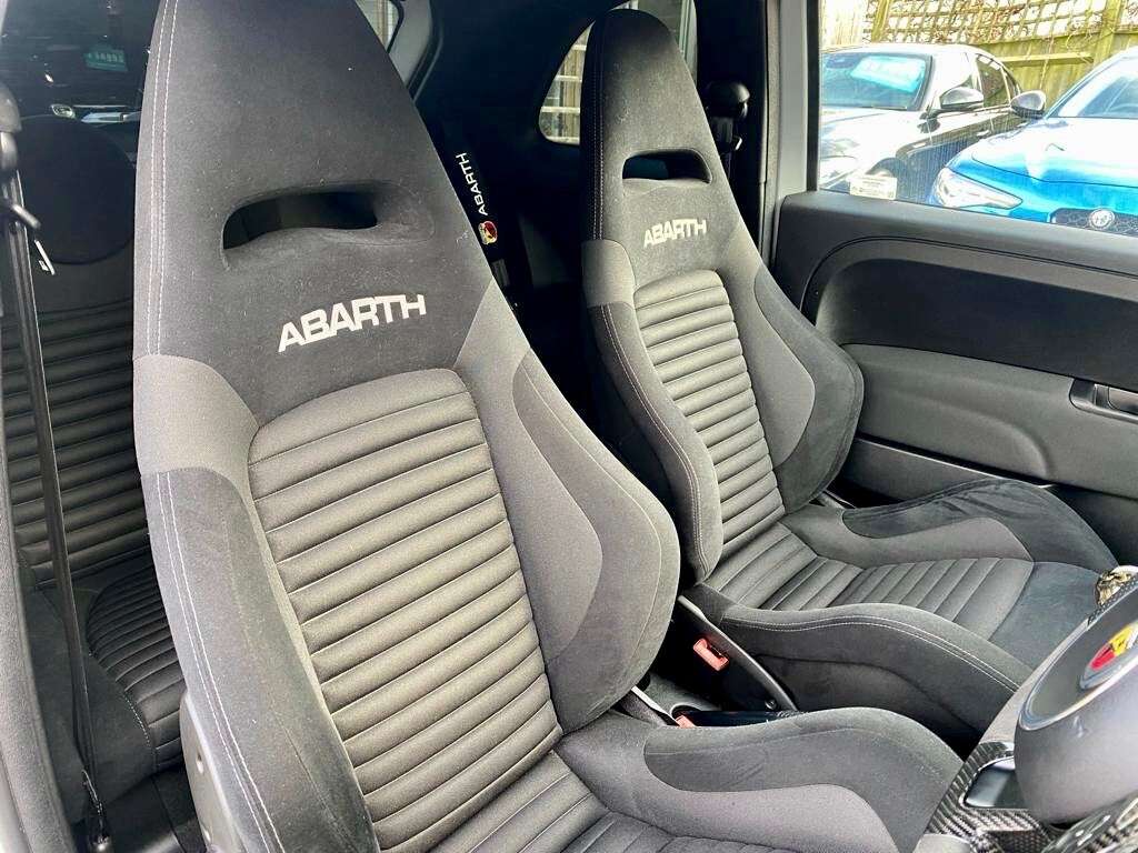 2018 ABARTH 595 2018 ABARTH 595