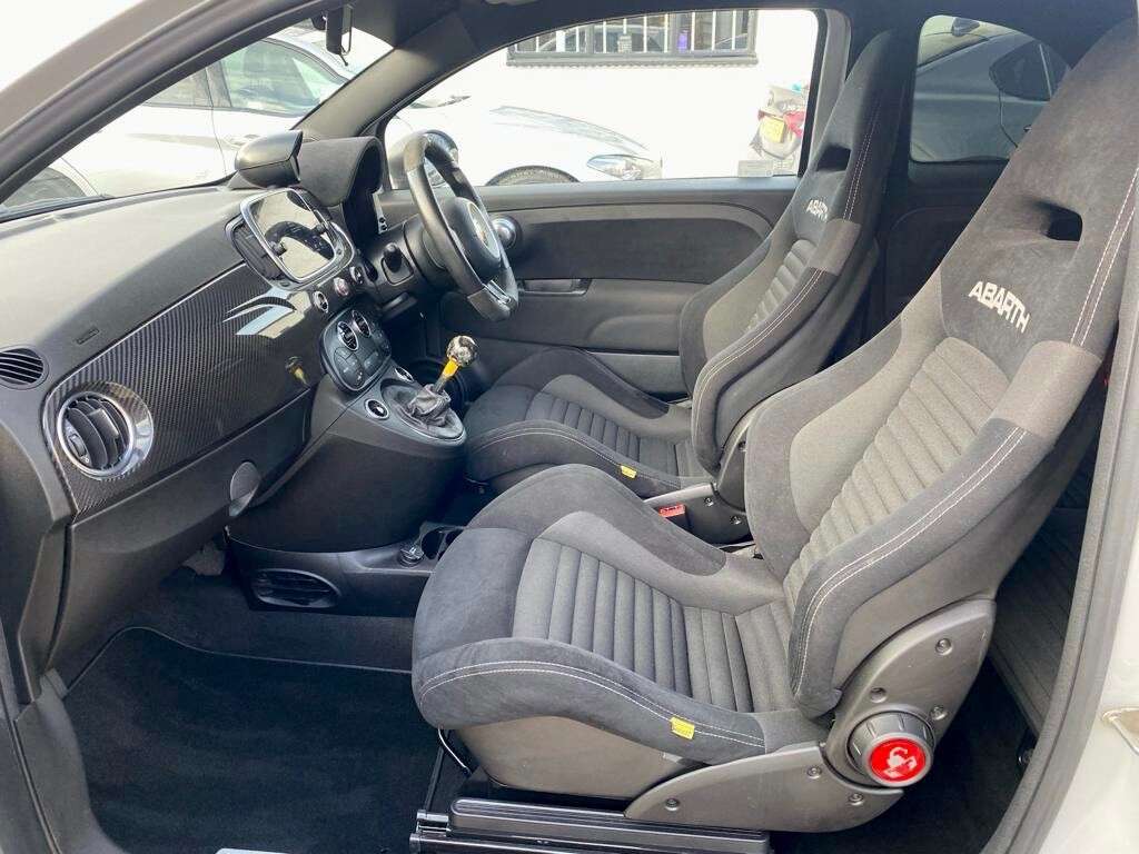 2018 ABARTH 595 2018 ABARTH 595