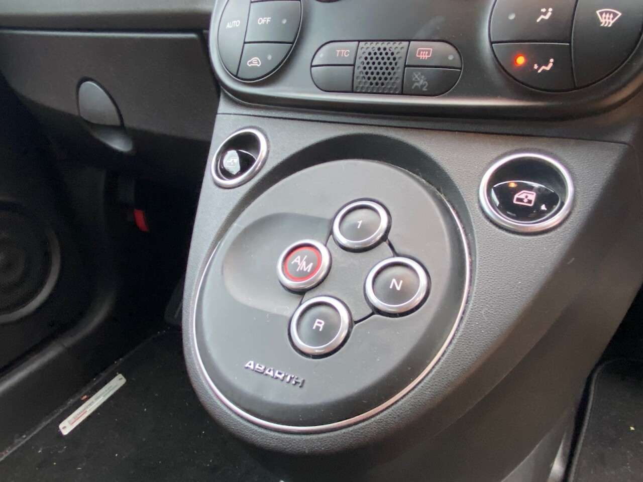 A 2021 ABARTH 595 1.4 595 COMPETIZIONE MTA 3d 177 BHP REAR CAMERA+IMMOBILISER+CARPLAY A 2021 ABARTH 595 1.4 595 COMPETIZIONE MTA 3d 177 BHP REAR CAMERA+IMMOBILISER+CARPLAY