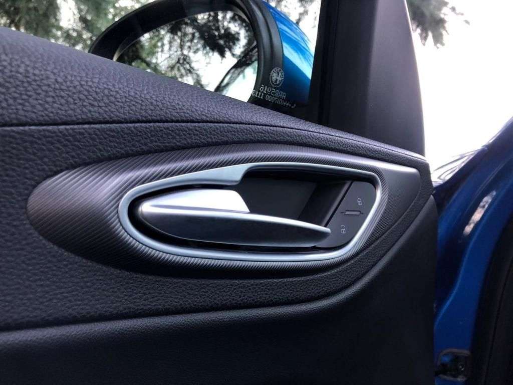 null ALFA ROMEO GIULIA null ALFA ROMEO GIULIA