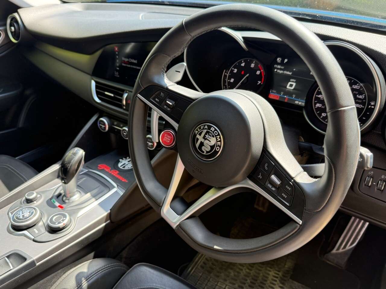 A 2018 ALFA ROMEO GIULIA TB VELOCE ...STUNNING VELOCEFOGLIO.. A 2018 ALFA ROMEO GIULIA TB VELOCE ...STUNNING VELOCEFOGLIO..