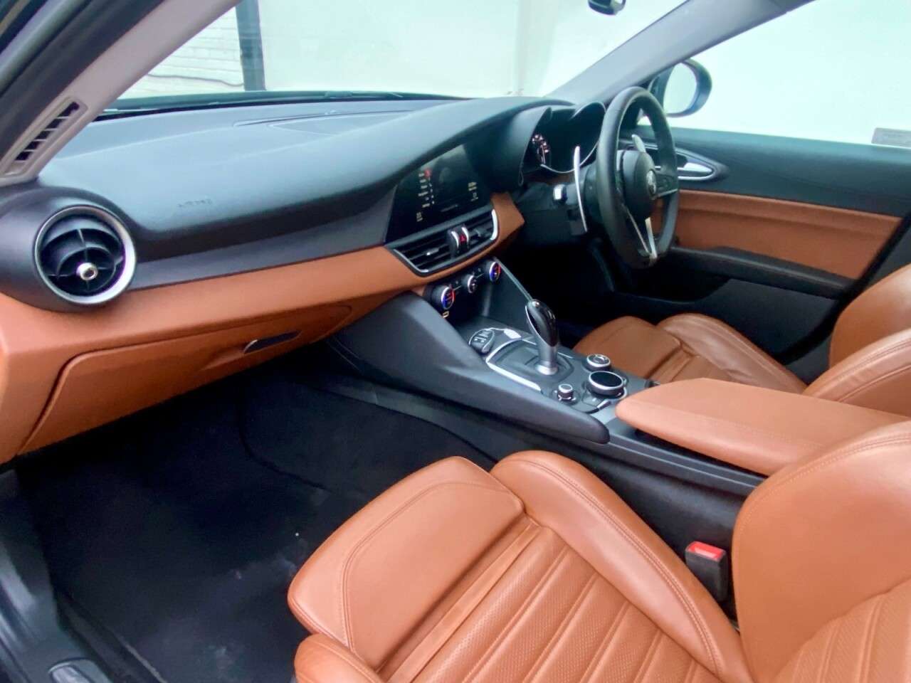 2017 ALFA ROMEO GIULIA 2017 ALFA ROMEO GIULIA