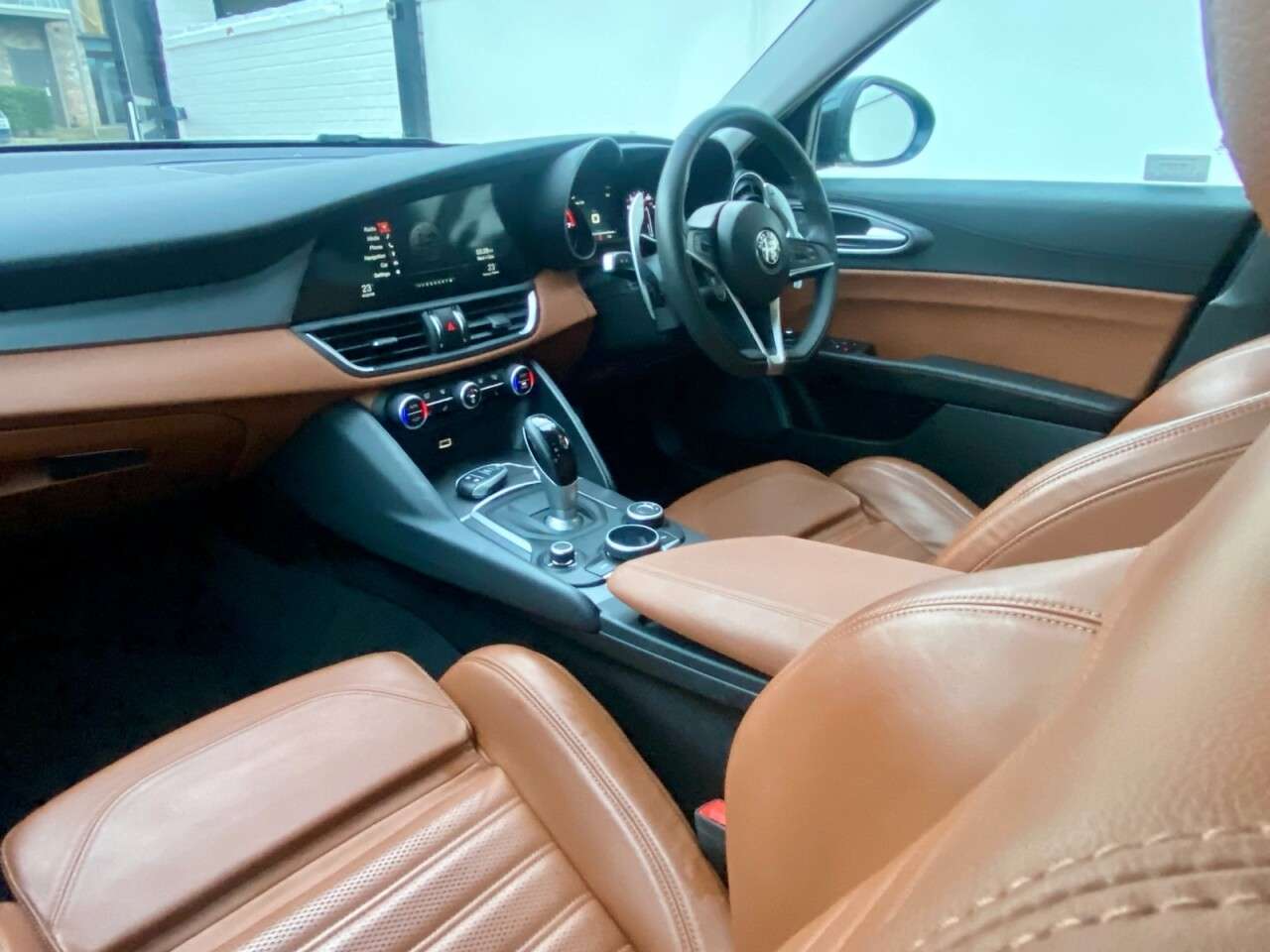 2017 ALFA ROMEO GIULIA 2017 ALFA ROMEO GIULIA