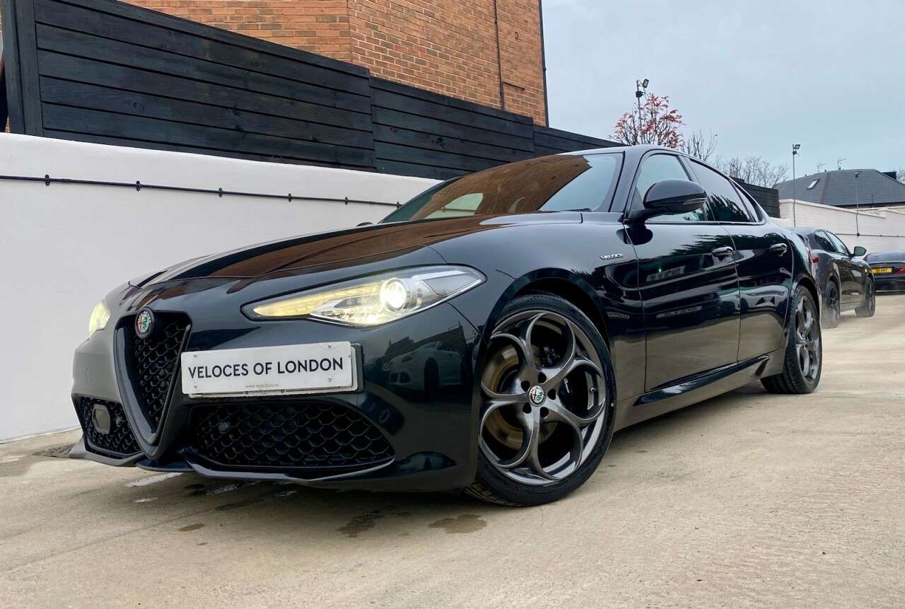 A 2017 ALFA ROMEO GIULIA 2.0T Veloce Saloon 4dr Petrol Auto Euro 6 (s/s) (280 ps) NEW 19"QV WHEELS + A 2017 ALFA ROMEO GIULIA 2.0T Veloce Saloon 4dr Petrol Auto Euro 6 (s/s) (280 ps) NEW 19"QV WHEELS +