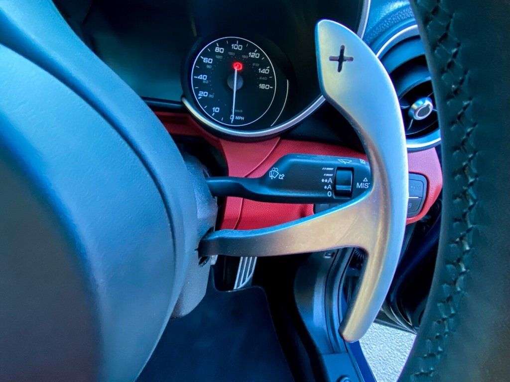 2017 ALFA ROMEO GIULIA 2017 ALFA ROMEO GIULIA