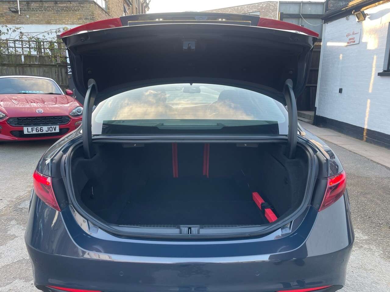 2017 ALFA ROMEO GIULIA 2017 ALFA ROMEO GIULIA