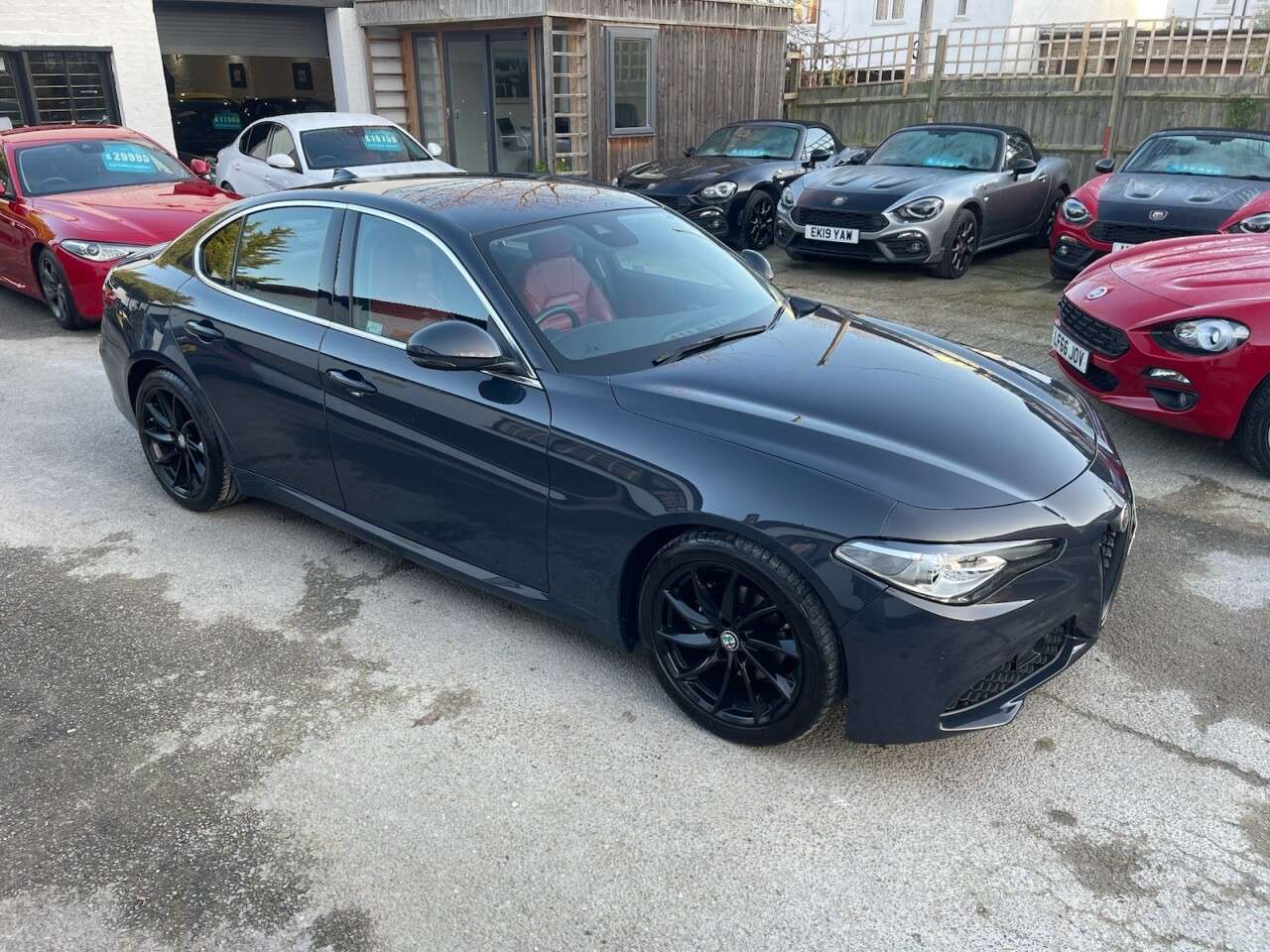2017 ALFA ROMEO GIULIA 2017 ALFA ROMEO GIULIA