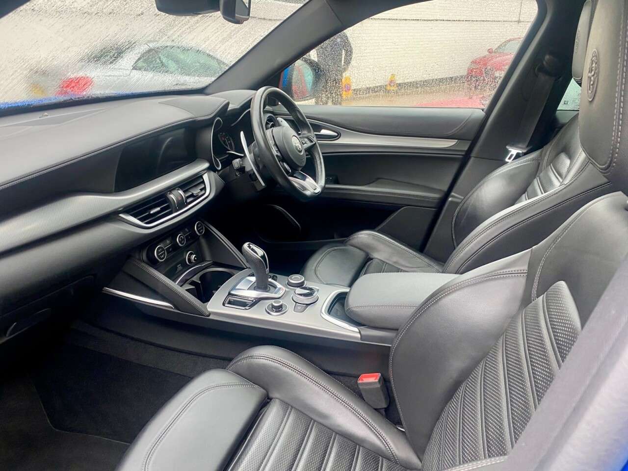 A 2021 ALFA ROMEO STELVIO 2.0T Veloce SUV 5dr Petrol Auto Q4 AWD Euro 6 (s/s) (280 ps) JUST SERVICED A 2021 ALFA ROMEO STELVIO 2.0T Veloce SUV 5dr Petrol Auto Q4 AWD Euro 6 (s/s) (280 ps) JUST SERVICED
