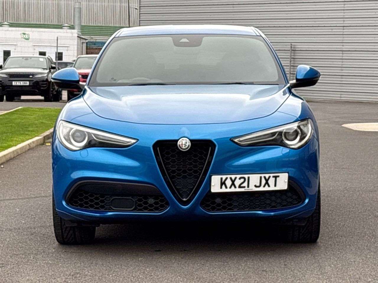 A 2021 ALFA ROMEO STELVIO 2.0T Veloce SUV 5dr Petrol Auto Q4 AWD Euro 6 (s/s) (280 ps) JUST SERVICED A 2021 ALFA ROMEO STELVIO 2.0T Veloce SUV 5dr Petrol Auto Q4 AWD Euro 6 (s/s) (280 ps) JUST SERVICED