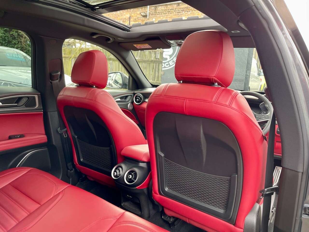 2019 ALFA ROMEO STELVIO 2019 ALFA ROMEO STELVIO