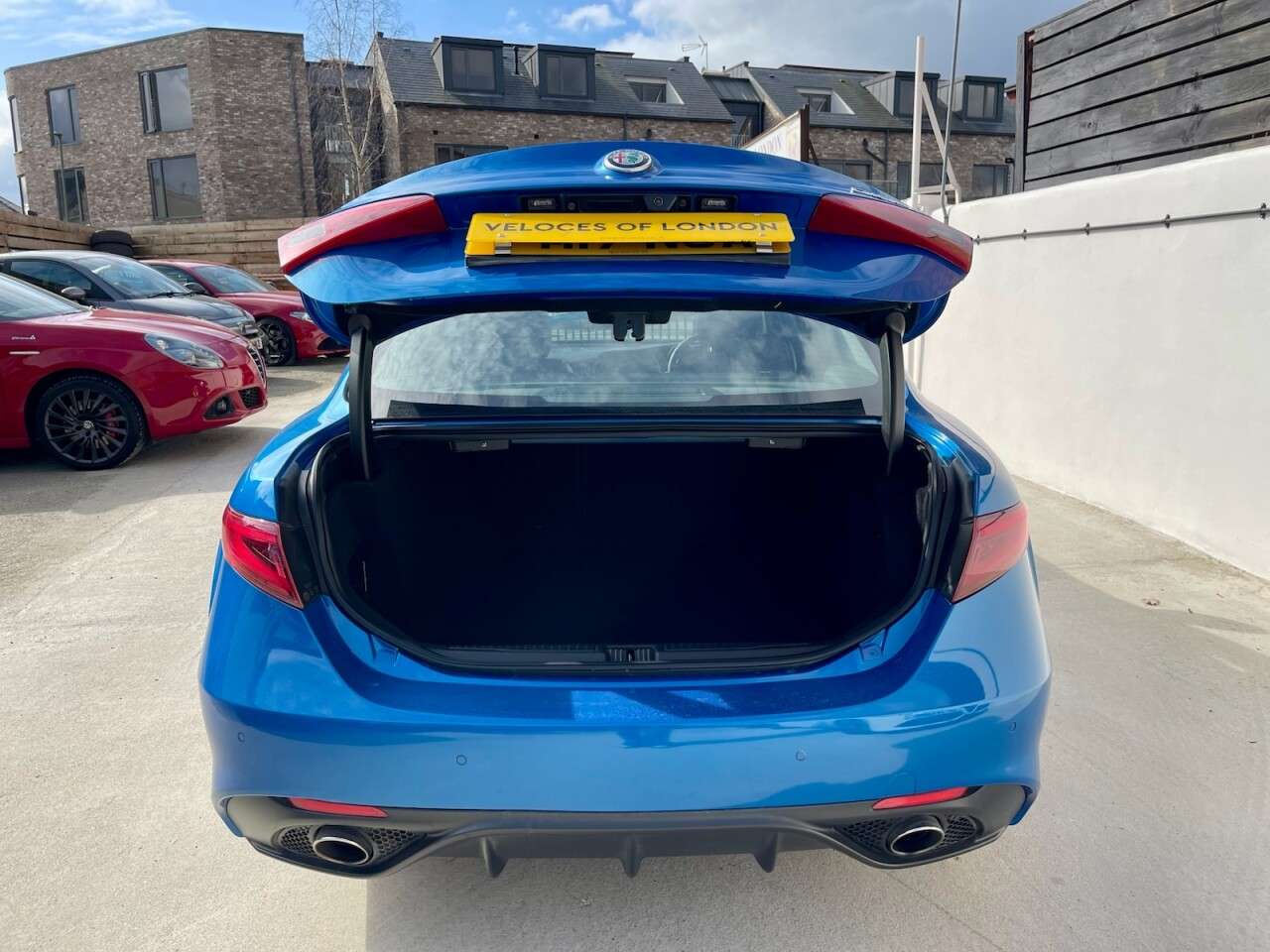 null ALFA ROMEO GIULIA null ALFA ROMEO GIULIA