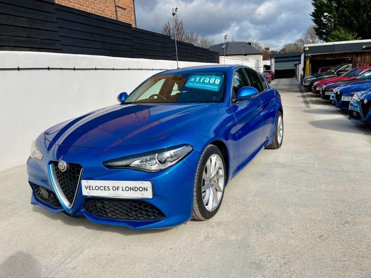 null ALFA ROMEO GIULIA null ALFA ROMEO GIULIA