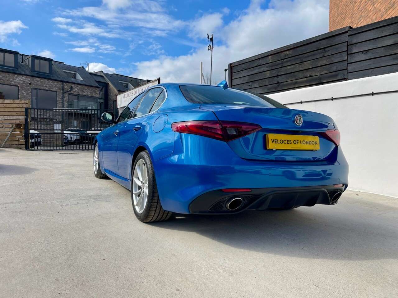 null ALFA ROMEO GIULIA null ALFA ROMEO GIULIA