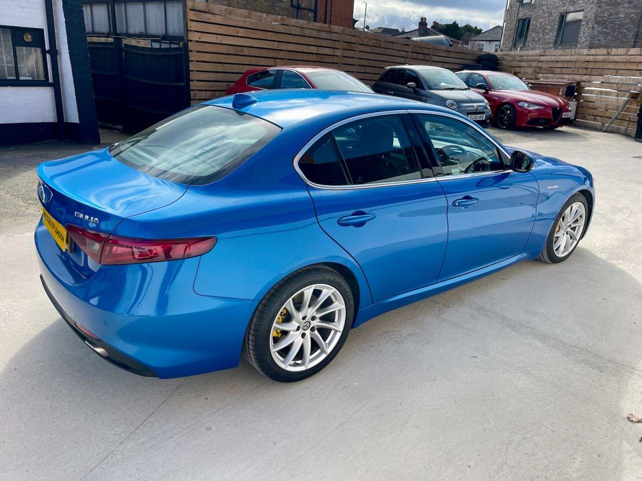 null ALFA ROMEO GIULIA null ALFA ROMEO GIULIA