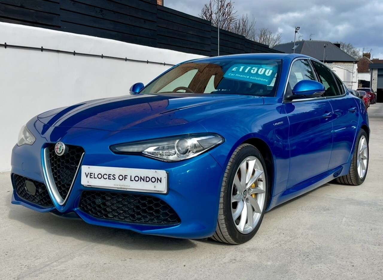 null ALFA ROMEO GIULIA null ALFA ROMEO GIULIA