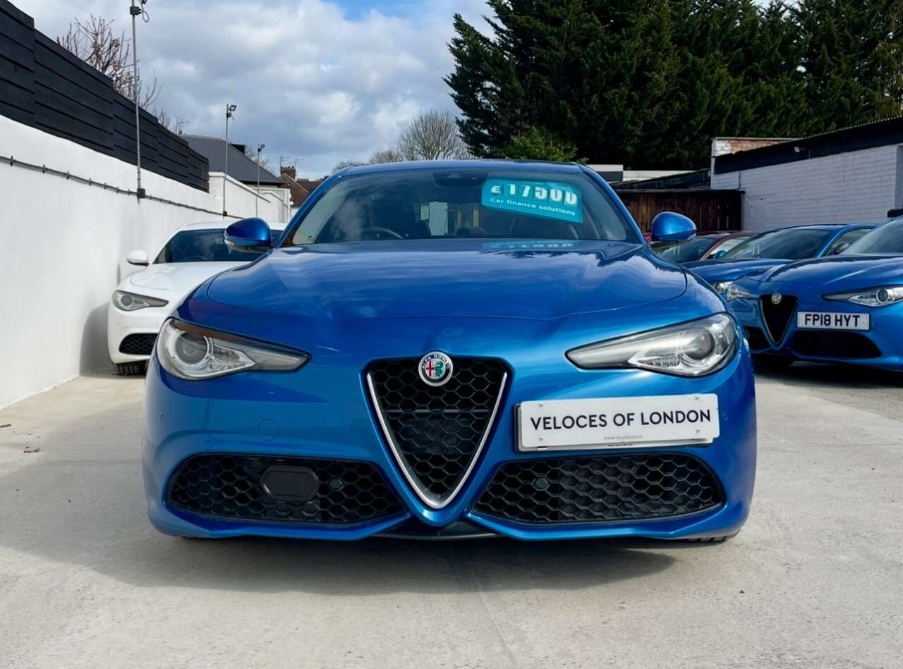 null ALFA ROMEO GIULIA null ALFA ROMEO GIULIA