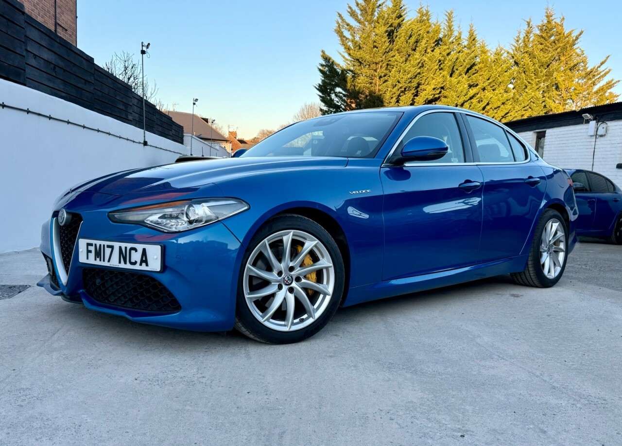 null ALFA ROMEO GIULIA null ALFA ROMEO GIULIA