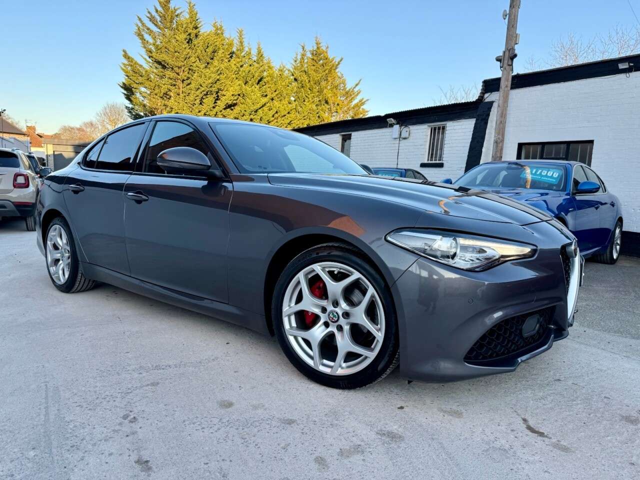 A 2020 ALFA ROMEO GIULIA 2.2 TD Speciale Saloon 4dr Diesel Auto Euro 6 (s/s) (190 ps) ..ULEZ FREE + A 2020 ALFA ROMEO GIULIA 2.2 TD Speciale Saloon 4dr Diesel Auto Euro 6 (s/s) (190 ps) ..ULEZ FREE +